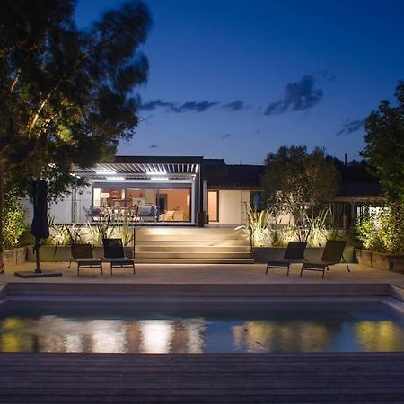 Villa Des Jacinthes Tarascon Exterior photo