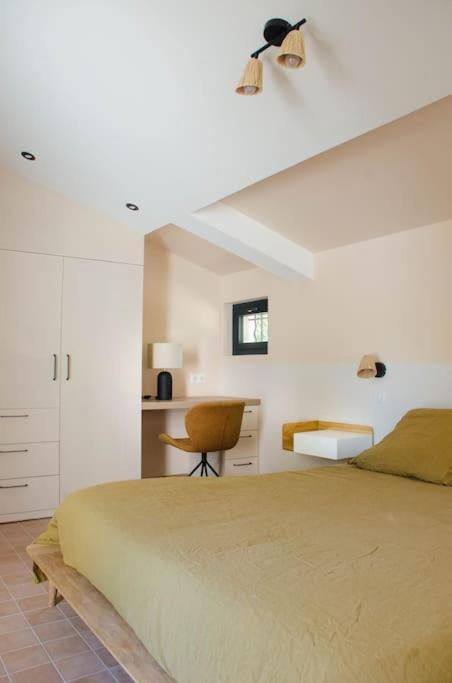 Villa Des Jacinthes Tarascon Exterior photo